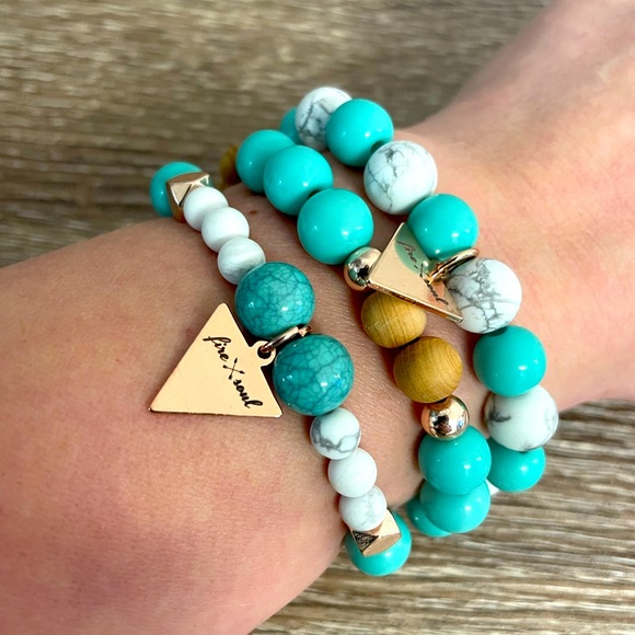 Gemstone Bracelet set - Picture 1 of 2